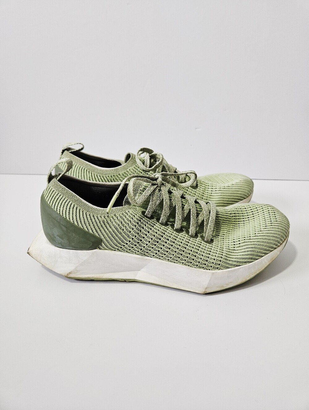 Allbirds Tree Flyer 1 Running Shoes Womens Size 9.5 Green